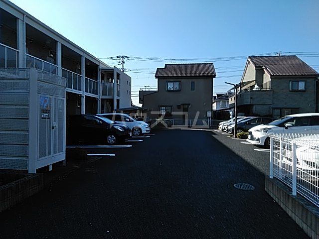 3/5 駐車場