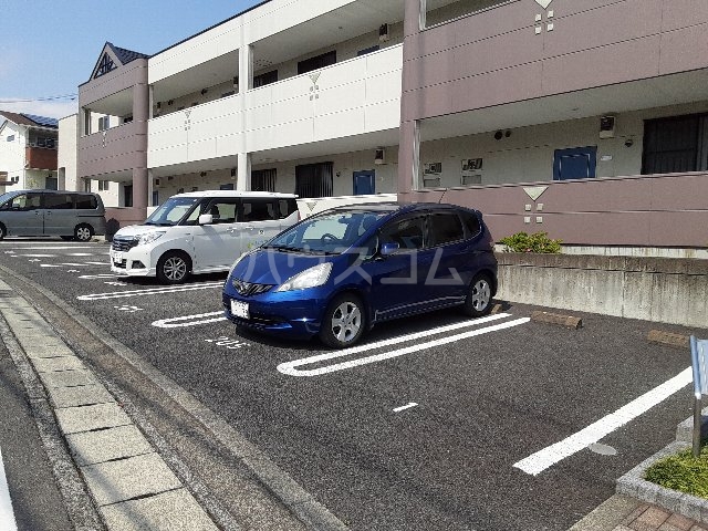 3/6 駐車場