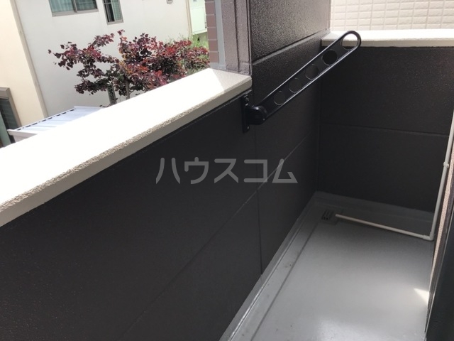 13/22 バルコニー