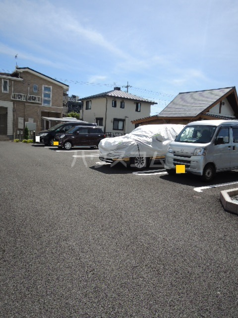 17/19 駐車場