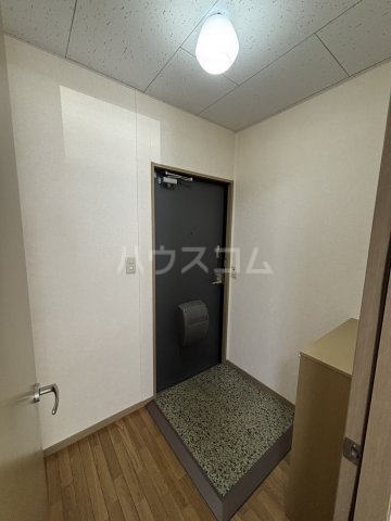14/30 玄関