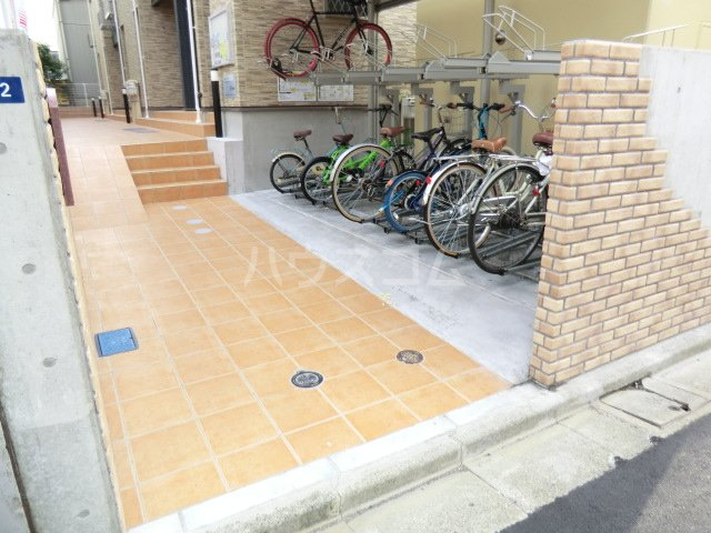 22/29 エントランス