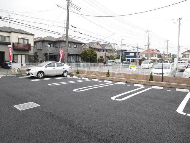 28/30 駐車場