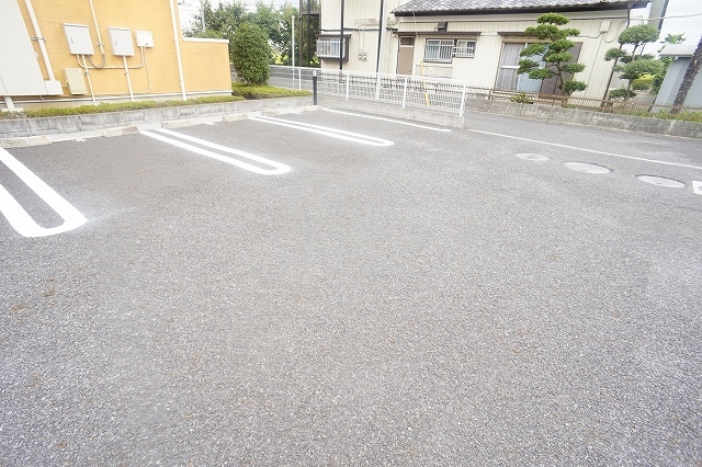 15/24 駐車場