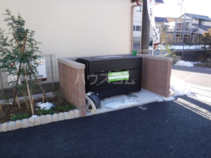 18/23 駐車場