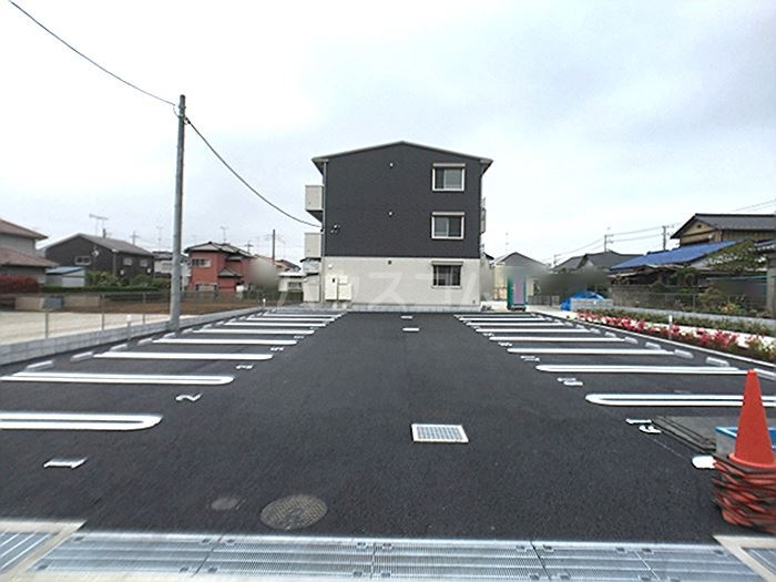 21/24 駐車場