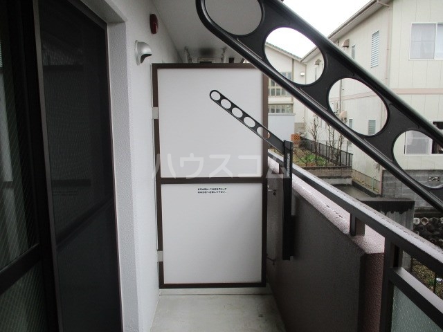 19/27 バルコニー