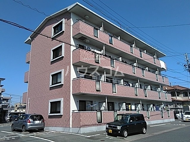 23/27 駐車場
