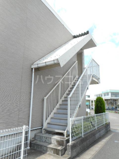 14/23 エントランス