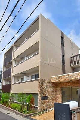 14/18 エントランス