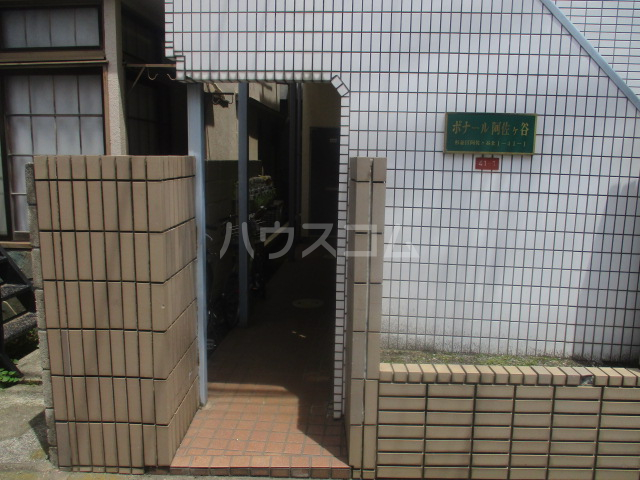 16/26 エントランス
