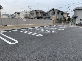 2/7 駐車場