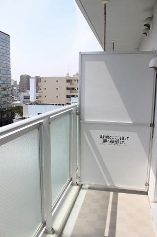 16/25 バルコニー