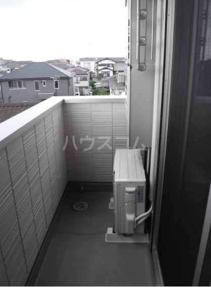 13/19 バルコニー