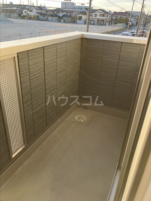 17/27 バルコニー
