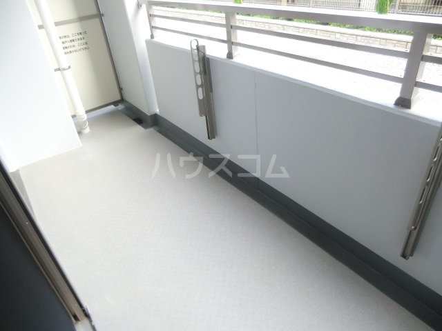 14/27 バルコニー