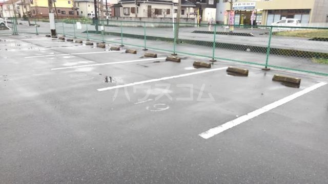 15/25 駐車場