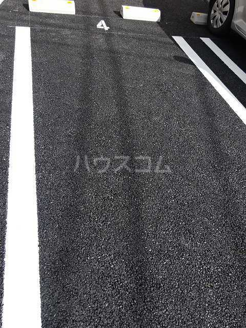 14/20 駐車場