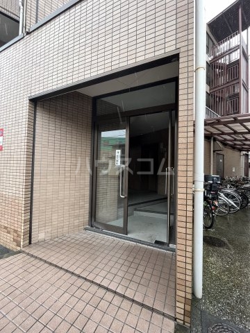 29/30 エントランス