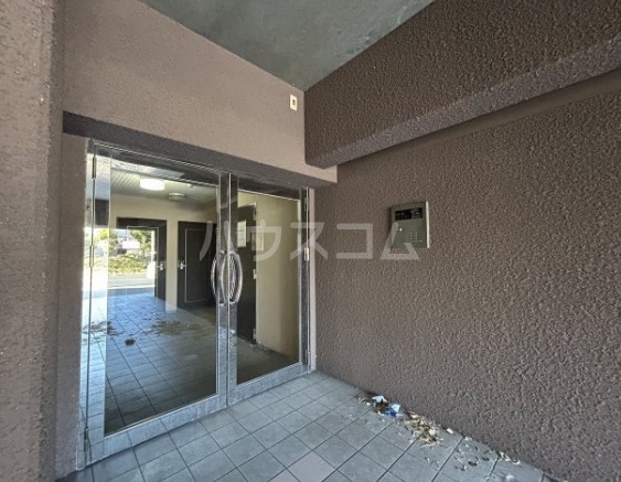 15/25 エントランス