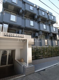 14/15 エントランス