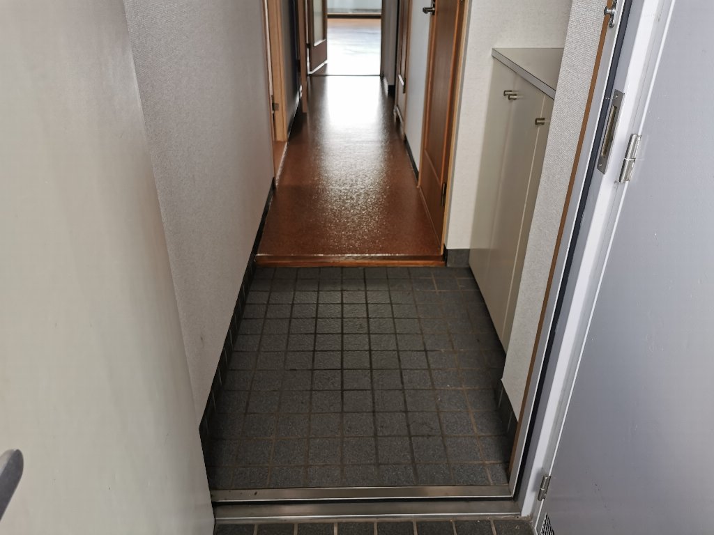 玄関