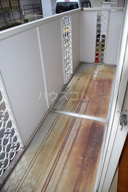 13/20 バルコニー