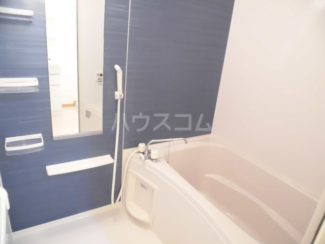 17/30 浴室