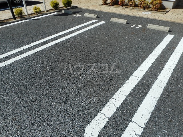 14/20 駐車場