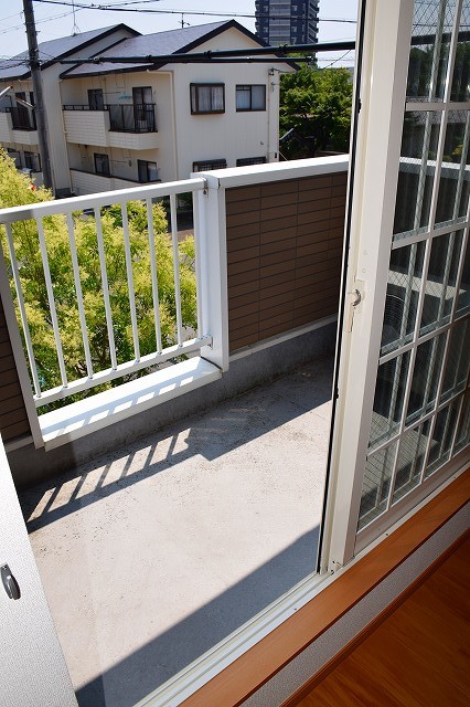 18/28 バルコニー