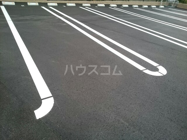14/20 駐車場