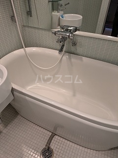 17/30 浴室
