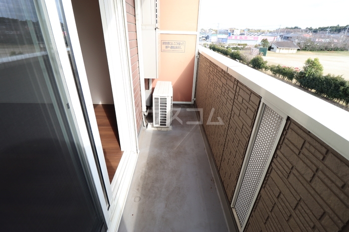 21/30 バルコニー