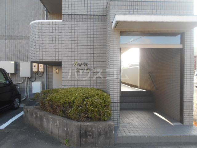 2/6 エントランス