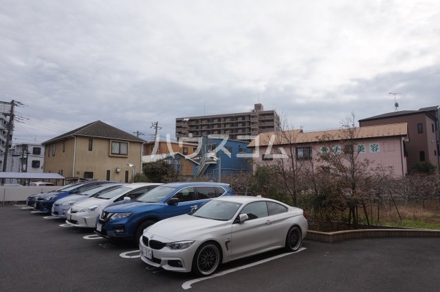 24/30 駐車場