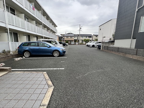 21/29 駐車場