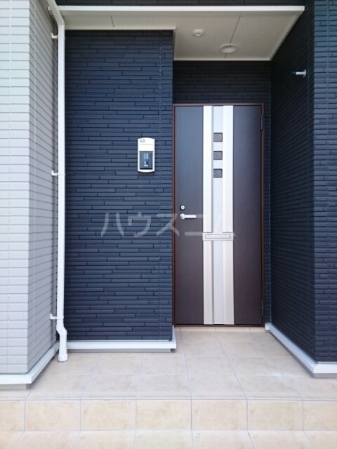 15/21 エントランス