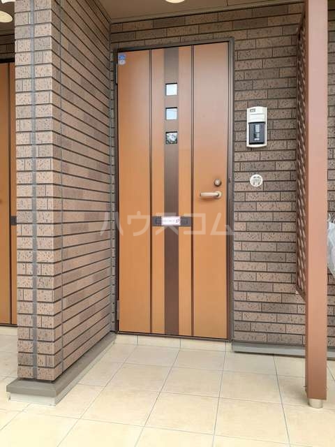 14/20 エントランス