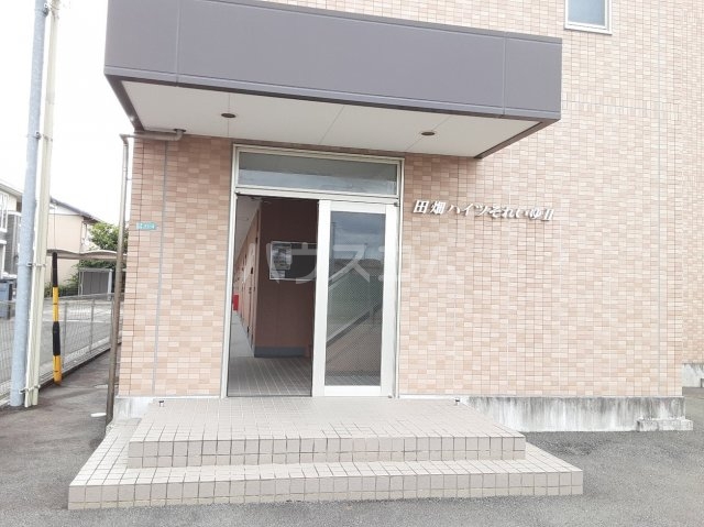 28/30 エントランス