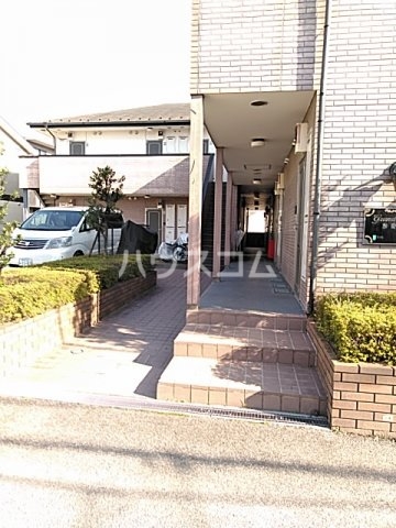 20/28 エントランス