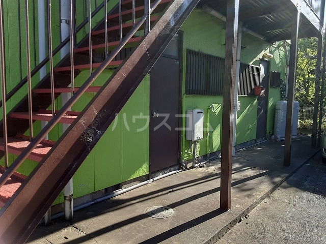 19/22 エントランス