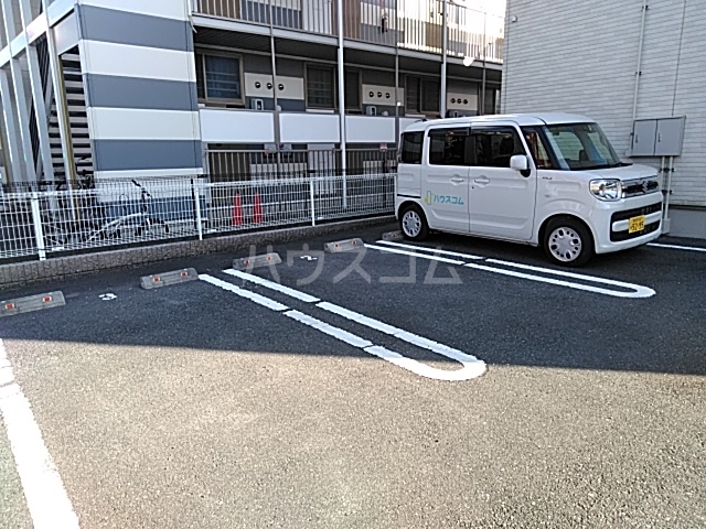 2/8 駐車場