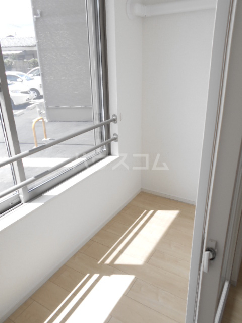 23/30 バルコニー