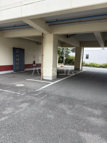 21/27 駐車場