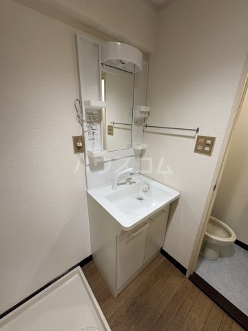 15/27 洗面