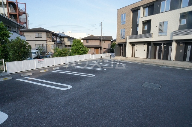 14/22 駐車場