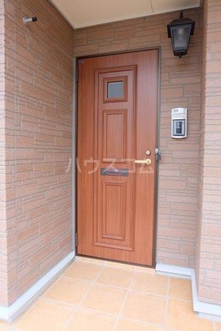 24/30 エントランス