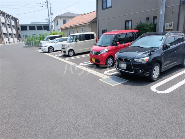 20/26 駐車場