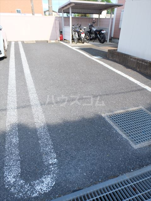 20/26 駐車場