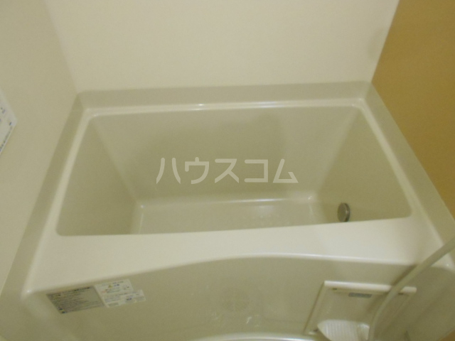 13/30 浴室
